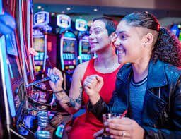 3999bet hero view showing mobile-ready gaming access for Bangladesh users
